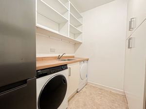 Photo 27- click for photo gallery